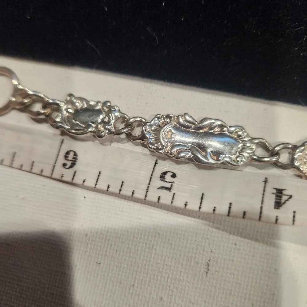 Silver Tone Repousse Floral Scroll Link Toggle Bracelet premier design 6.5 Inch